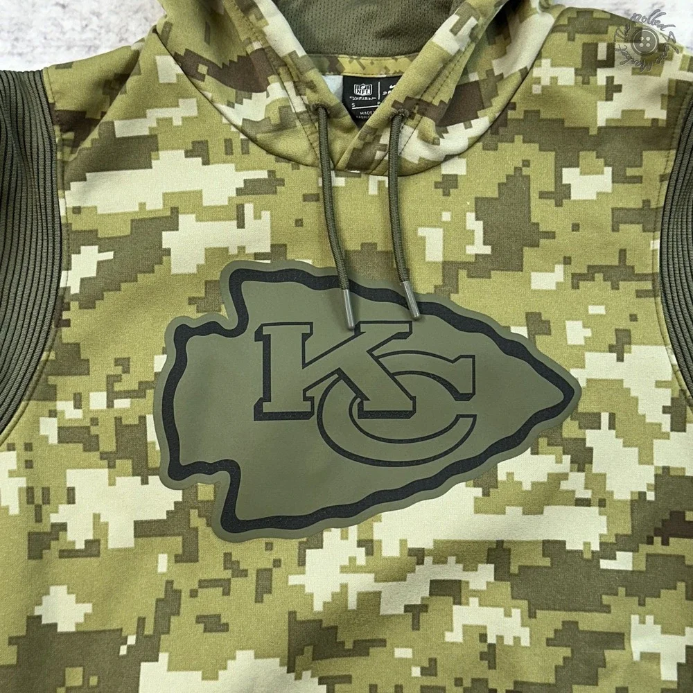 Nike Kansas City Chiefs‎ Salute Service Hoodie Men Small Green Camo Dri-Fit NFL